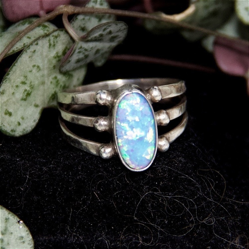 RB Sterling Silver Blue Lab Opal Triple Split Shank Ring Size 7 Southwestern